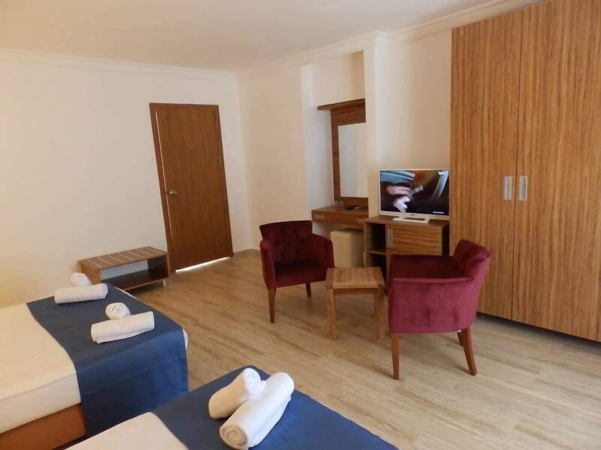 Club Blue White Otel Bodrum