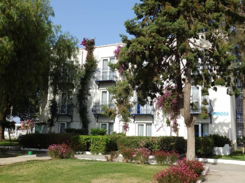 Otel Club Blue White