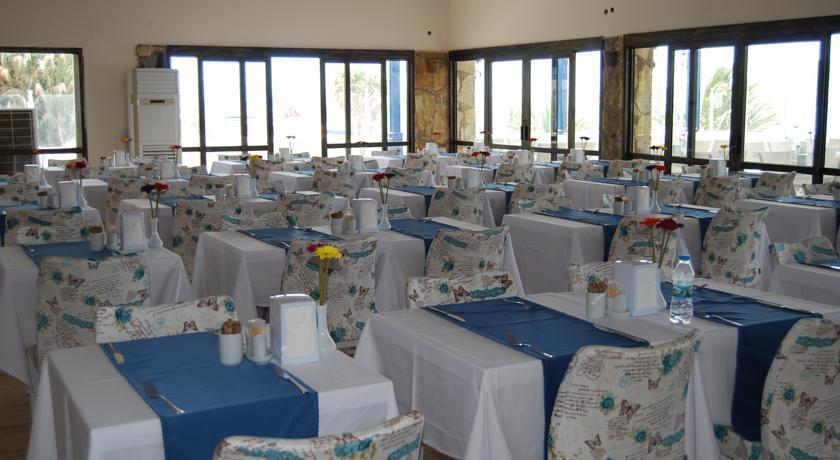 Club Blue White 3*