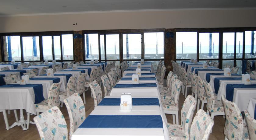 Club Blue White Otel