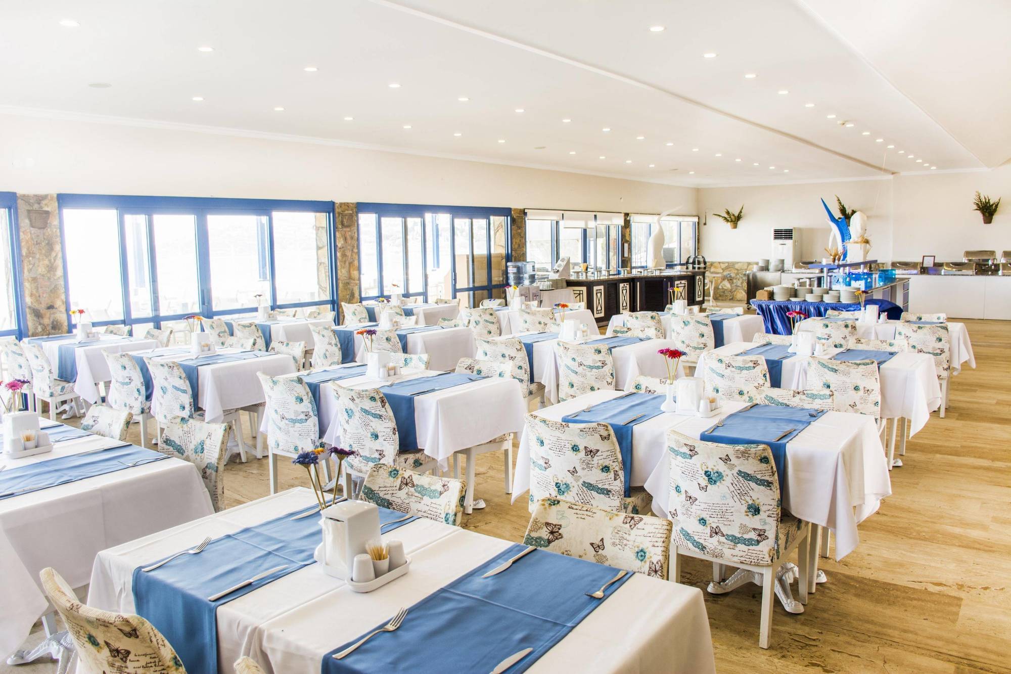 Club Blue White Otel